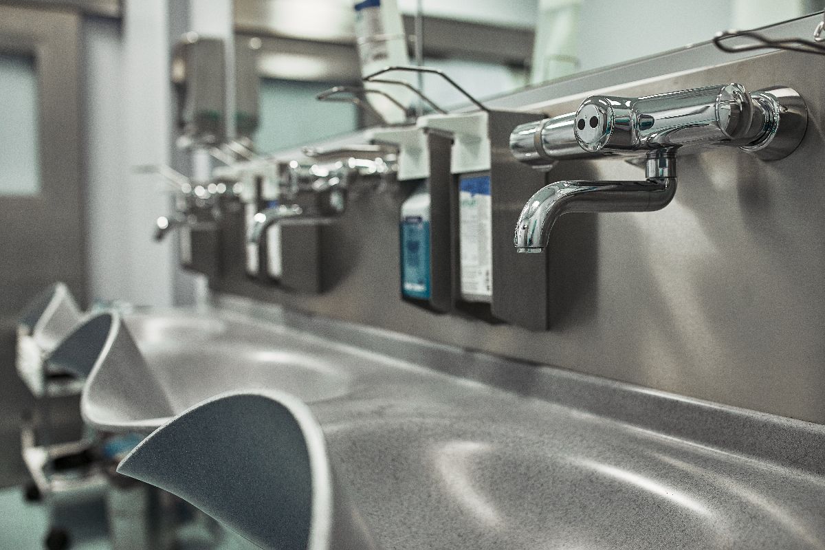 What Problems Do Hospitals Face With Unfiltered Water Supply?
