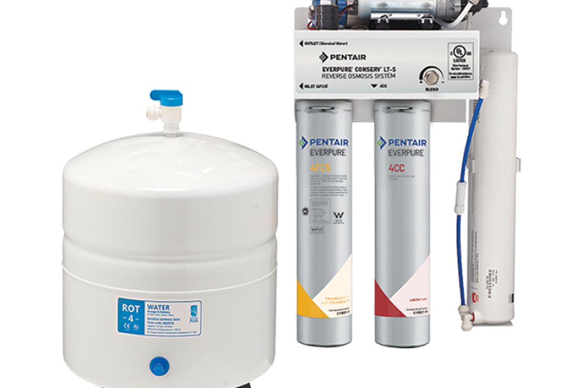 Pentair Everpure reverse osmosis system with storage tank and filter cartridges for institutional water treatment