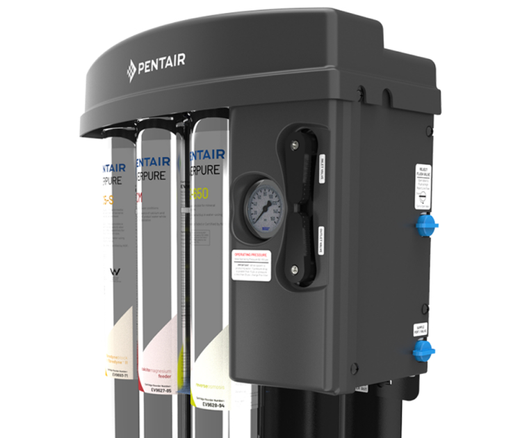 Pentair Everpure reverse osmosis system with filter cartridges and pressure gauge for drinking water treatment